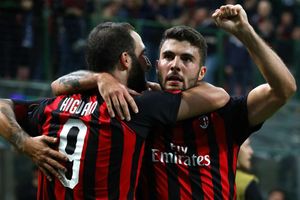 Europa League: Higuain, Cutrone inspire Milan comeback