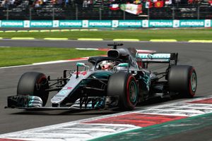 Hamilton matches Fangio's five as Verstappen wins Mexican Grand Prix