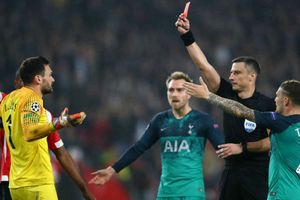 PSV 2 Tottenham 2: De Jong snatches draw after Lloris red