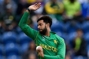 Imad stars as Pakistan thrash Australia