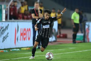 ISL 2018: Young Komal Thatal catches eye; he's got energy and legs: ATK Coach Steve Coppell
