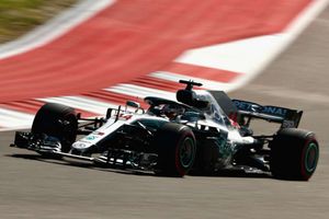 F1: US Grand Prix: Hamilton denied title party as Raikkonen wins in Austin