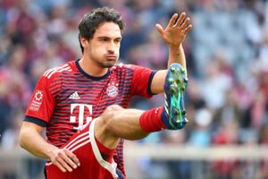 Mats Hummels emerges as target for Manchester United