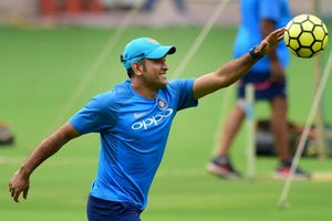 MS Dhoni likely to play in Vijay Hazare Trophy quarterfinals for Jharkhand