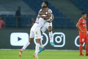 ISL: FC Pune City hold Delhi Dynamos in a close contest