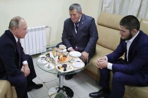 Putin asks Nurmagomedov's father not to punish his son