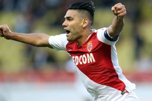 Henry praises 'charismatic leader' Falcao