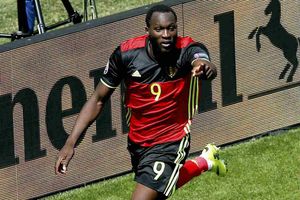 Romelu Lukaku facing the axe as Marcus Rashford set to take his place against Everton