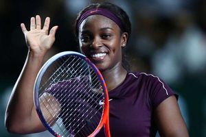 Stephens sees off Osaka in see-saw Singapore battle
