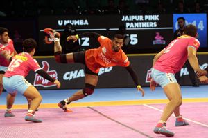 PKL 2018: U Mumba fight back to down Jaipur Pink Panthers