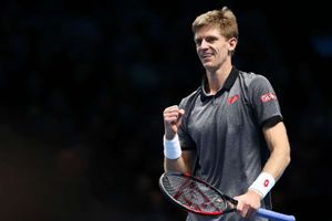 Anderson overpowers Thiem in ATP Finals opener