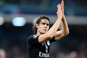 Ancelotti eager to coach Cavani amid Napoli return rumours