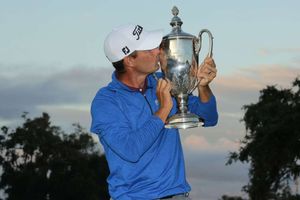 Howell ends 11-year title drought to deny record-breaking Rodgers
