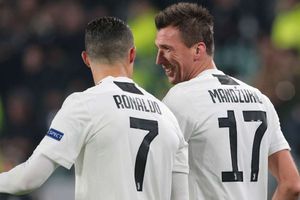 Juventus 1 Valencia 0: Mandzukic the match-winner as hosts reach last 16