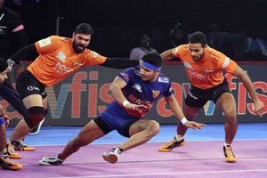 Fifteen tackle point effort hands U Mumba a big victory over Dabang Delhi