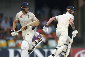 Sri Lanka vs England: Classy Buttler and late wickets put England on course for clean sweep