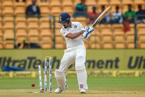 KL Rahul needs to take more responsibility: Sanjay Bangar