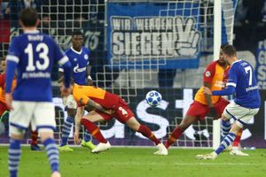 Schalke 2 Galatasaray 0: Germans tighten grip on second place