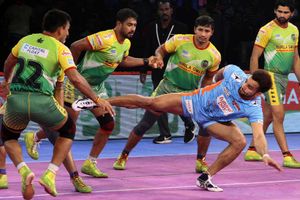 PKL: Patna Pirates demolish Bengal Warriors
