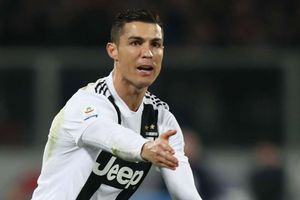 Fiorentina 0 Juventus 3: Ronaldo on target to stretch Serie A lead