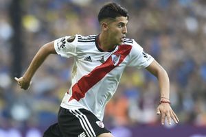 Madrid want Palacios – River president D'Onofrio