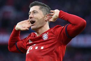 Bayern Munich 3 Nurnberg 0: Lewandowski lifts Kovac's side into second