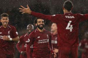 Van Dijk lauds 'scary' Liverpool trio Salah, Firmino and Mane