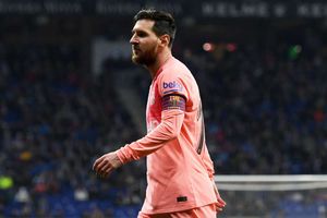 Lloris braced to face 'one of the best in history' in Messi