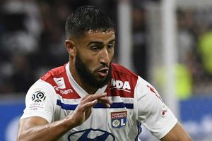 Shakhtar Donetsk 1 Lyon 1: Fekir fires French side through in Group F
