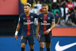 PSG furiously refute reports they could sell Neymar or Mbappe