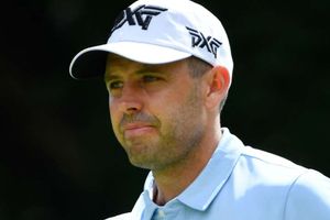Schwartzel storms to top of South African Open leaderboard