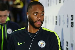 Chelsea and police look into alleged Sterling racism