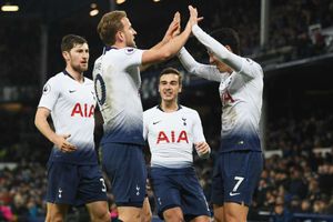 Everton 2 Tottenham 6: Kane, Son inspire demolition in Christmas cracker