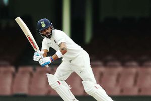 Head backs Australia seamers to get Kohli under control