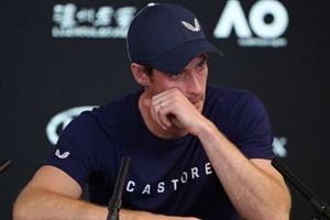 Hip pain so bad I struggle to put on socks – Murray