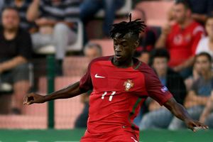 West Ham United bring in Benfica youngster Dju