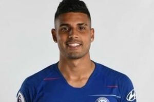 Juventus target Chelsea defender Emerson Palmieri