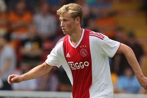 PSG and Barca target De Jong staying at Ajax until season's end