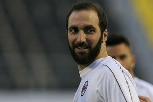 Gattuso: Higuain has not asked to leave