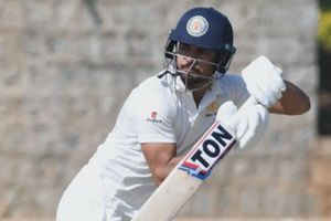 Pandey, Nair steer Karnataka to Ranji semifinals