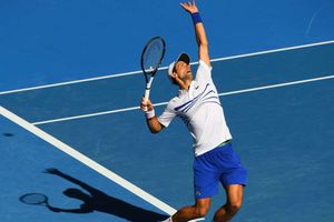 Djokovic frustrated by 'unnecessary' Australian Open floodlights