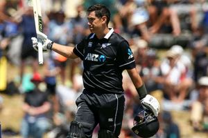 Red-hot Taylor, Nicholls lead New Zealand to series sweep