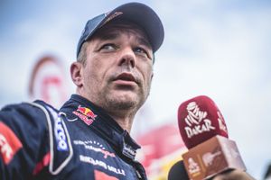 Loeb wins Dakar sixth stage, Al Attiyah closes in on title