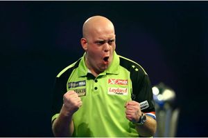 No fairytale for Smith as Van Gerwen eases to third PDC World Championship