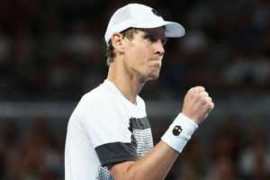 Battling Berdych makes Montpellier progress