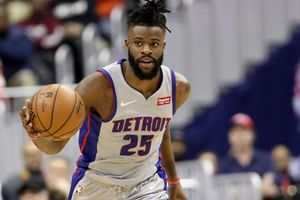 NBA: Lakers acquire Bullock from Pistons