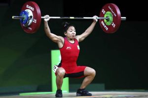 Mirabai Chanu lifts gold on her comeback tournament