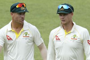 Smith and Warner will walk back into Australia team, says Clarke
