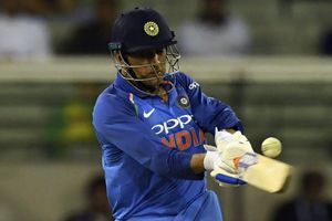 Dhoni should be promoted to No 4: Anil Kumble