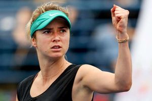Svitolina advances but Osaka is stunned in Dubai